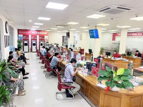 Agribank tiếp tục giảm 0,5%/năm lãi suất cho vay đối với dư nợ trung dài hạn