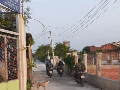 Bình Thuận:Con đường in dấu chân "Người"