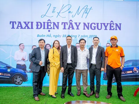 Đắk Lắk: Ra mắt hãng Taxi điện Tây Nguyên “Bạn uống – Tôi lái”