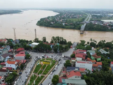 Thủ tướng Chính phủ chỉ đạo khẩn trương nghiên cứu xây cầu Phong Châu mới