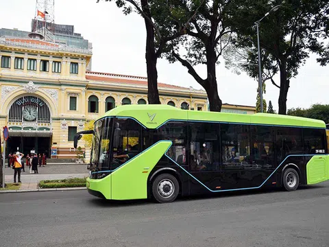 TP.HCM đặt mục tiêu chuyển đổi toàn bộ xe buýt sang năng lượng xanh từ 2025