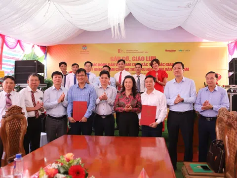 Tôn vinh 10 nông dân xuất sắc tỉnh Bắc Giang năm 2022