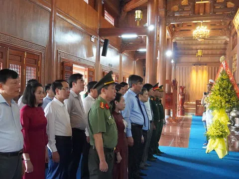 Quảng Bình tổ chức Lễ dâng hương, tri ân các anh hùng liệt sĩ