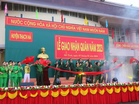 Hà Tĩnh: Xử phạt 2 thanh niên trốn nghĩa vụ quân sự