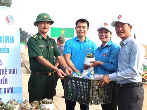 Thanh niên Hà Tĩnh hành động vì Đại dương không rác thải nhựa