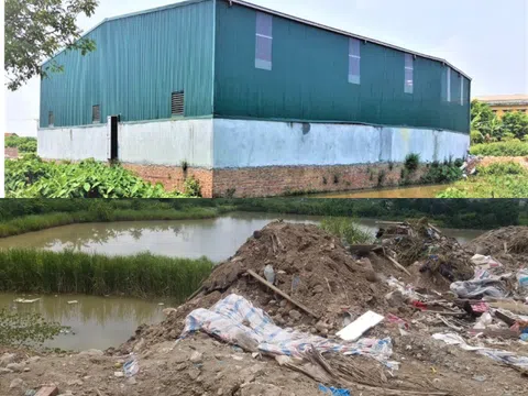 Chính quyền huyện Hoài Đức có đang tìm cách "hoãn binh" trong việc trao đổi thông tin với báo chí?