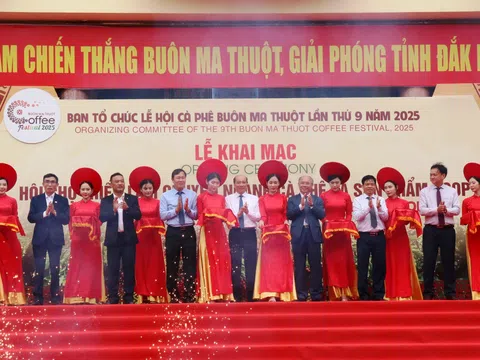 Đắk Lắk: Khai mạc Hội chợ triển lãm chuyên ngành cà phê và sản phẩm OCOP