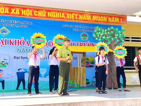 Truyền thông bảo vệ rừng cho học sinh miền núi Quảng Nam