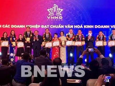 Vinh danh 10 doanh nghiệp đạt chuẩn văn hóa kinh doanh Việt Nam