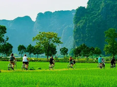 Phát triển du lịch xanh ở Việt Nam