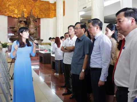 Phú Thọ: Trưng bày gần 100 hình ảnh, hiện vật và tư liệu chuyên đề “Hành trình di sản văn hóa Hùng Vương”