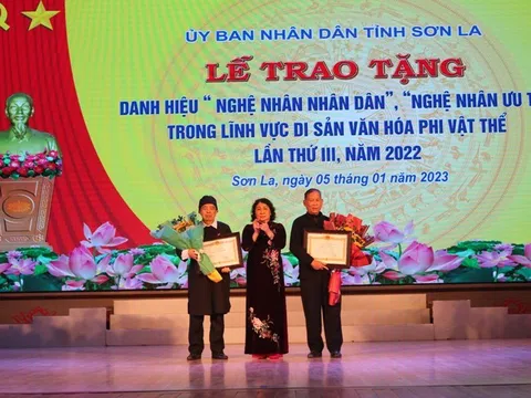 Sơn La: Lễ trao tặng danh hiệu “Nghệ nhân nhân dân”, “Nghệ nhân ưu tú” trong lĩnh vực di sản văn hóa phi vật thể lần thứ ba
