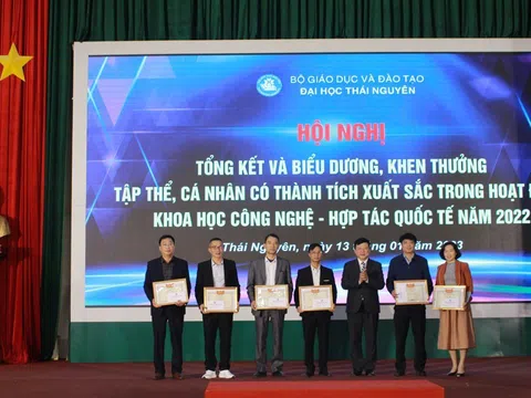 Đại học Thái Nguyên: Biểu dương các nhà khoa học tiêu biểu