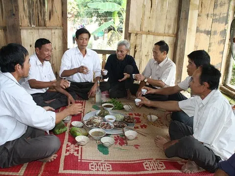 Tác hại uống rượu “xả láng” trong ngày tết