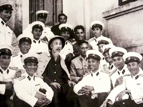 Cảm xúc tháng Năm