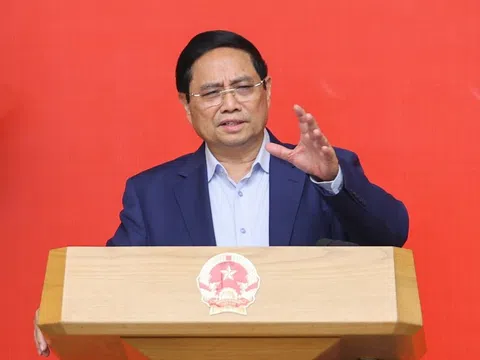 Thủ tướng: Kiên định mục tiêu tăng trưởng hai con số, phát triển kinh tế xanh và bền vững