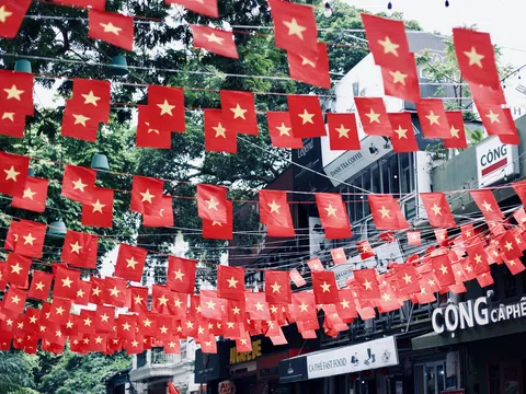 Hà Nội rộn ràng chuẩn bị Quốc khánh 2/9: Chung tay xây dựng Thủ đô xanh – sạch – đẹp