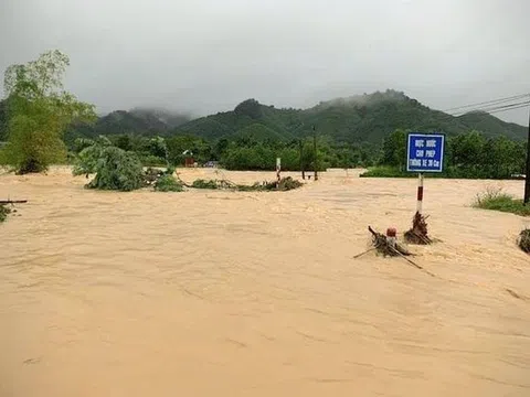 Thanh Hóa: Một người dân bị lũ cuốn do mưa lớn