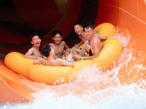 Công viên nước Sầm Sơn điểm đến hấp dẫn của du khách trong dịp hè