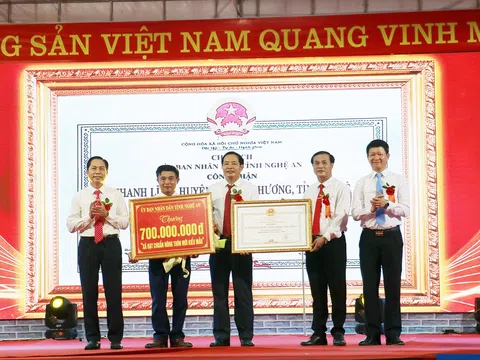 Xã Thanh Lĩnh (huyện Thanh Chương) tổ chức kỷ niệm 70 năm ngày thành lập và đón nhận Bằng công nhận xã đạt chuẩn NTM kiểu mẫu