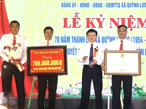 Xã Quỳnh Lương (huyện Quỳnh Lưu) kỷ niệm 70 ngày thành lập và đón nhận Bằng công nhận xã đạt chuẩn NTM kiểu mẫu