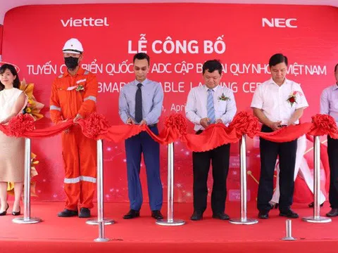 Viettel công bố cập bờ tuyến cáp biển có băng thông lớn nhất Việt Nam