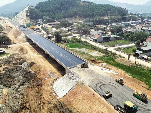 Gần 200.000 tỷ đồng vốn đầu tư công được giải ngân sau 5 tháng