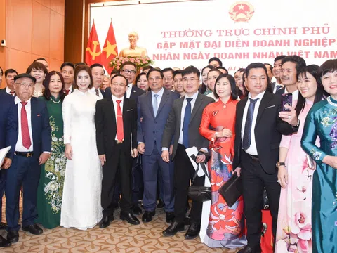 Đề xuất doanh nhân tiêu biểu được ký hợp đồng làm công chức lãnh đạo