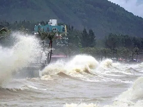 Áp thấp nhiệt đới hình thành trên Biển Đông, cảnh báo mưa lớn kéo dài và nguy cơ thiên tai