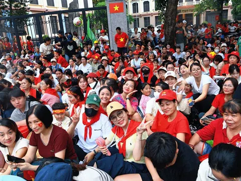 Nhận quà 100.000 đồng Quốc khánh 2/9 linh hoạt tại nơi ở, thường trú hoặc tạm trú