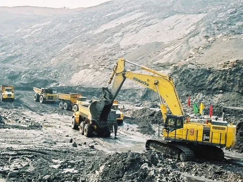 Siết chặt quản lý khoáng sản rắn với quy định phân cấp mới