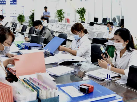 Bộ Nội vụ chuẩn bị đề án lương mới, bảo đảm đời sống cán bộ sau tinh gọn bộ máy