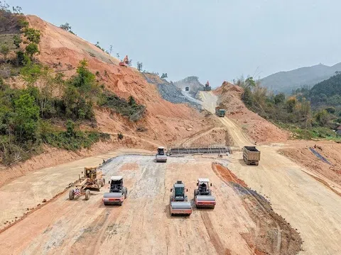 Giải bài toán khan hiếm vật liệu xây dựng tại các công trình trọng điểm