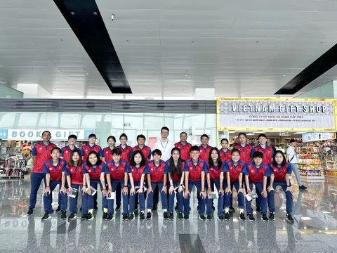 Đội tuyển bóng đá nữ Việt Nam lên đường tham dự ASIAD 19