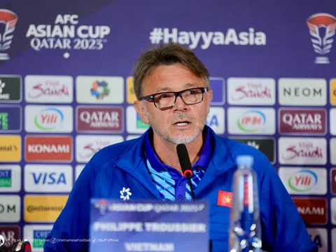 HLV Philippe Troussier muốn thắng cả Indonesia và Iraq