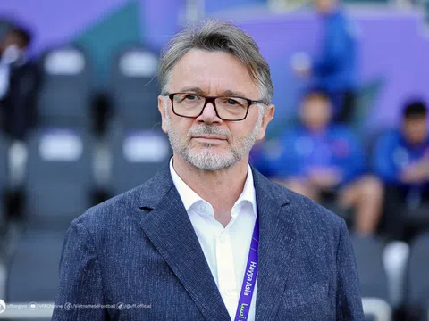 HLV Philippe Troussier: "Các cầu thủ Việt Nam đã chơi hết mình vì màu cờ sắc áo"