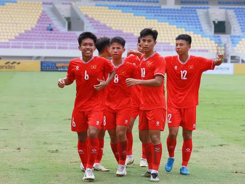 Thắng đậm U16 Myanmar, U16 Việt Nam giành vé chính thức vào Bán kết