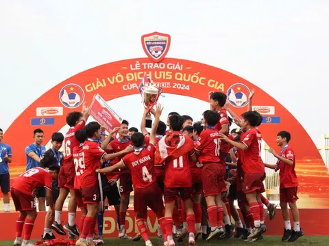 Đội chủ nhà U15 PVF đăng quang ngôi vô địch Giải bóng đá vô địch U15 quốc gia 2024