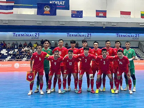 Các cầu thủ futsal Việt Nam giành chiến thắng quan trọng trước đối thủ trực tiếp Malaysia