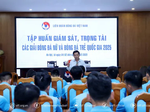 Khai mạc đợt tập huấn trọng tài và giám sát trọng tài cho các giải bóng đá nữ và giải trẻ quốc gia 2025