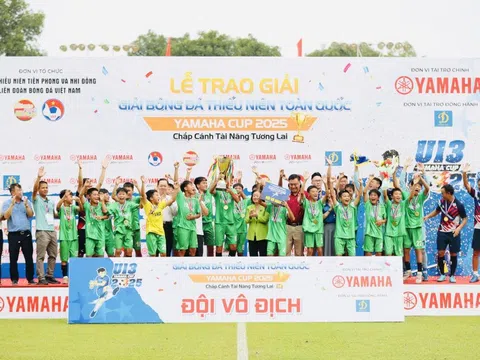 U13 Nam Định lần đầu tiên vô địch giải Bóng đá Thiếu niên toàn quốc