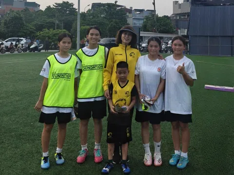 Việt Nam lần đầu tiên có đội bóng đá nữ tham dự giải bóng đá Homeless World Cup 2025