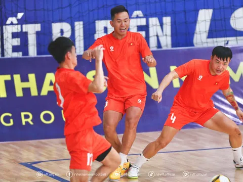 Đội tuyển futsal Việt Nam tích cực luyện tập, chuẩn bị tập huấn tại Kuwait