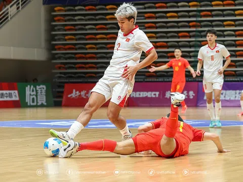 Đội tuyển futsal Việt Nam thắng đậm chủ nhà Trung Quốc, vững vàng ở ngôi đầu bảng