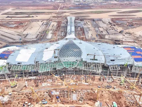 Đề xuất chuyển toàn bộ chuyến bay quốc tế từ Tân Sơn Nhất về sân bay Long Thành