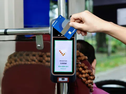 TP.HCM: Chính thức triển khai thanh toán không tiền mặt trên xe buýt