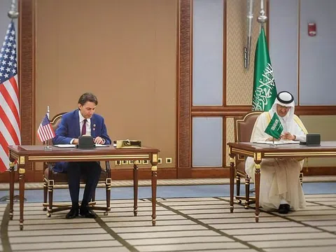 Saudi Arabia và Mỹ ký kết 18 thỏa thuận hợp tác