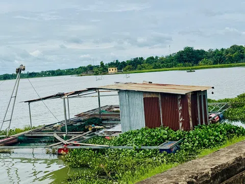 Nguy cơ ô nhiễm rõ nét nguồn nước sinh hoạt lấy ở hồ Ea Súp Hạ (Đắk Lắk)