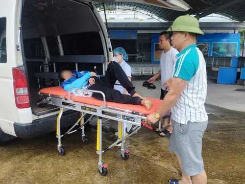 Ngành giáo dục, y tế "lên dây cót" khắc phục hậu quả bão số 10