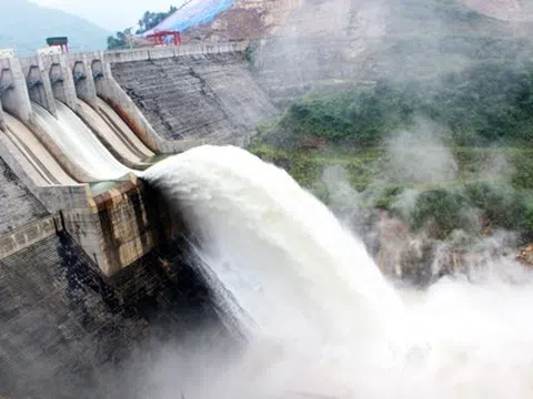 Ứng phó bão số 12: Khẩn trương rà soát công trình thủy lợi có nguy cơ xảy ra sự cố